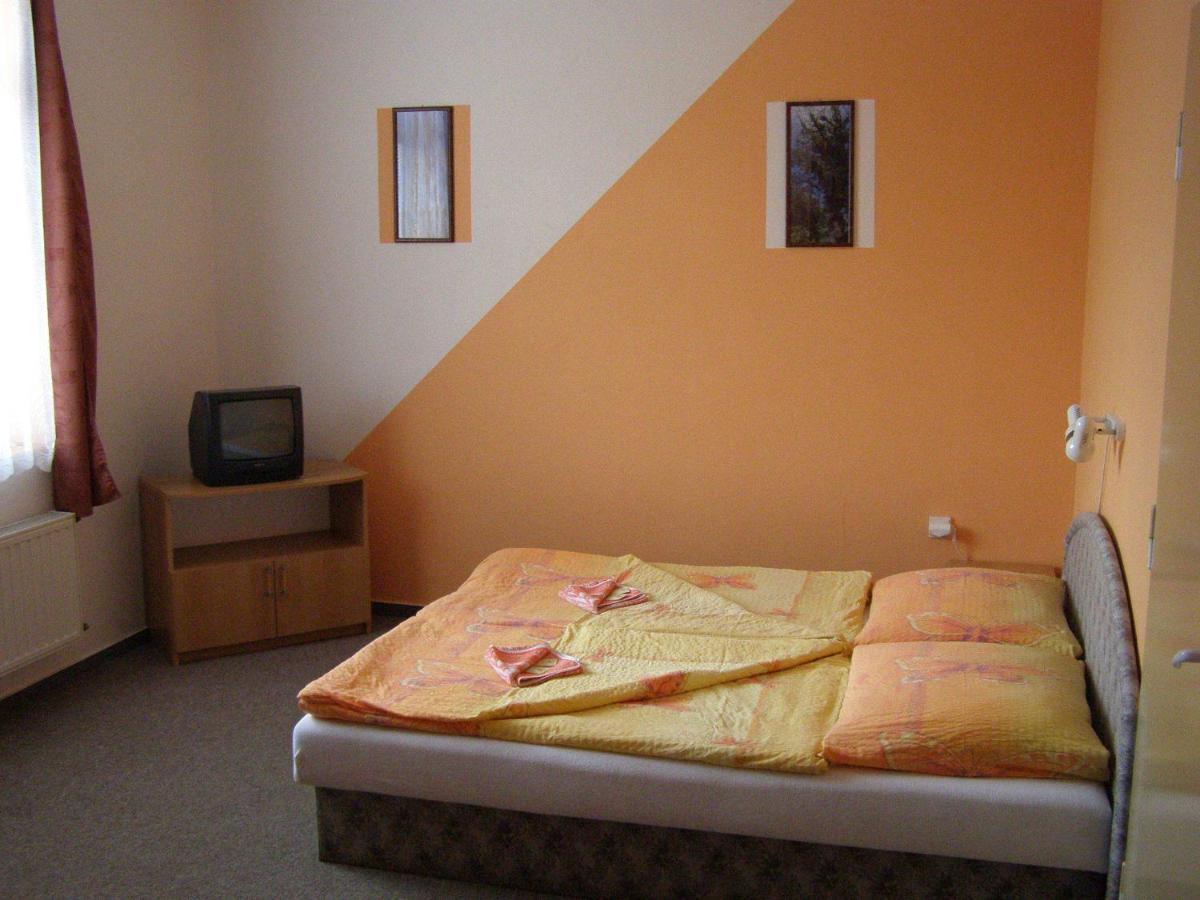 Hotel Morava Jevíčko Zimmer foto